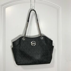 Michael Kors Jet Set Travel Large Chain PVC and Leather Black/Gray Tote Bag EUC